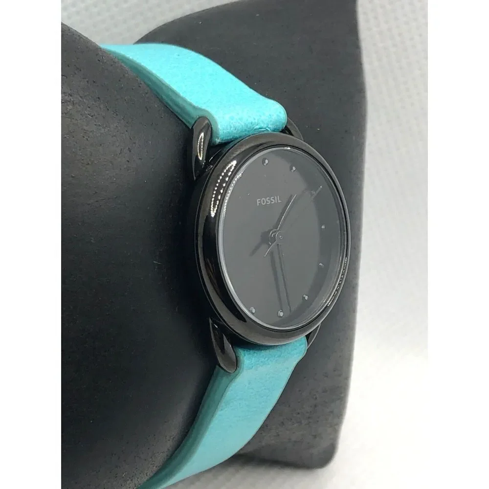 Fossil ES4489 Womens Silicone Analog Black Dial Quartz Genuine Wrist Watch KS330